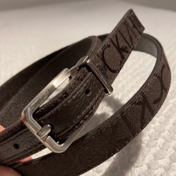 Calvin Klein Accessories - Calvin Klein chocolat brown belt with logo m